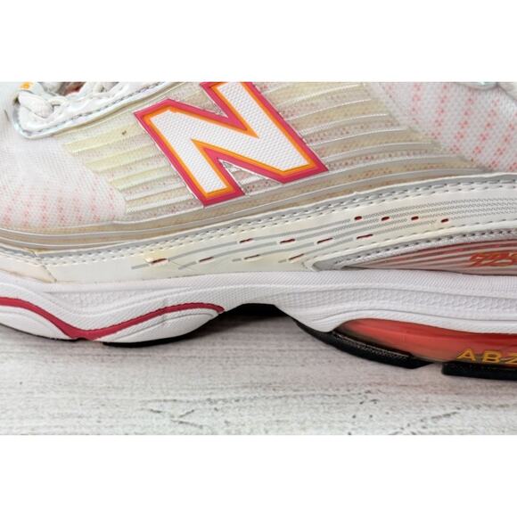 NEW BALANCE Women’s 725 Abzorb Running Shoe Size 9 White Pink/Orange WR725WT - Picture 3 of 11